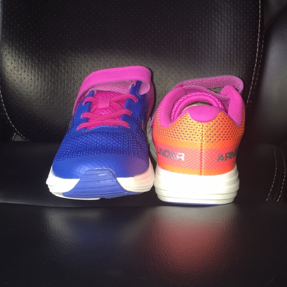 Under armour sneakers - Picture 3 of 5